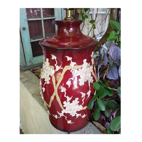 Gorgeous VTG MCM Hollywood Regency Chrysanthemums/Bamboo relief Table Lamp - Picture 1 of 14